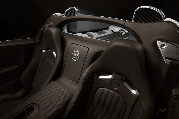 Bugatti Veyron 16.4 Gran Sport — это уникальный кабриолет
